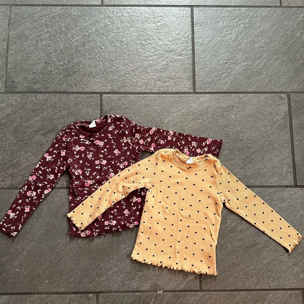 GAP Toddler Girl’s Thermal Shirts - set of 2